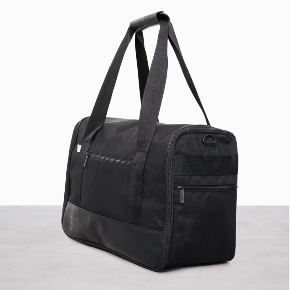 Beis The Hanging Duffle Bag in Black